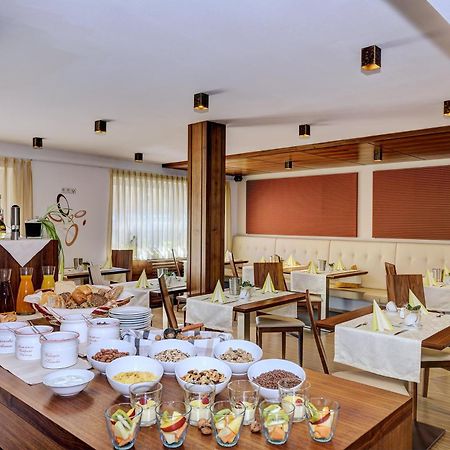 Garni Apparthotel St Valentin St. Valentin auf der Haid Exteriör bild