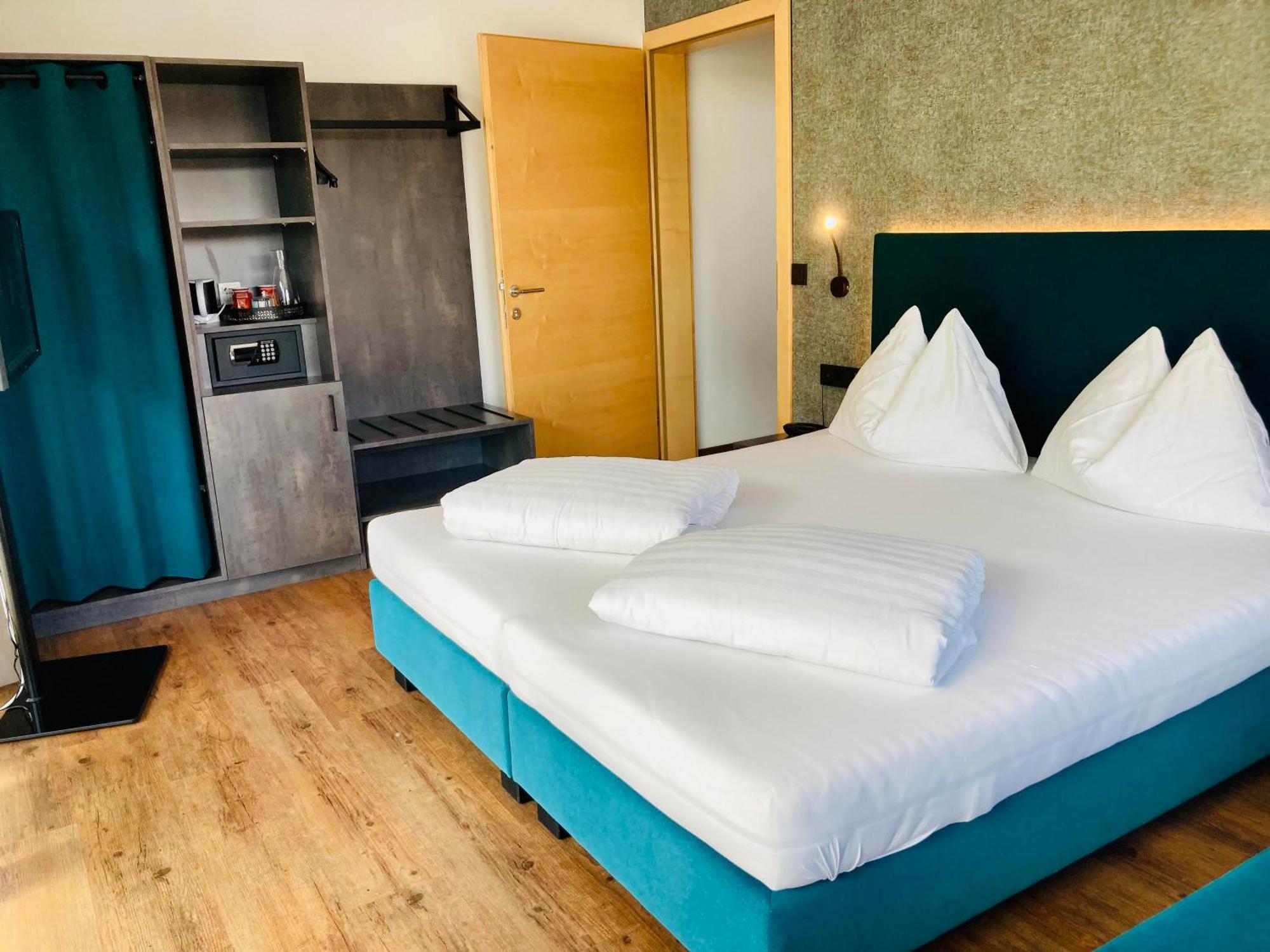 Garni Apparthotel St Valentin St. Valentin auf der Haid Exteriör bild